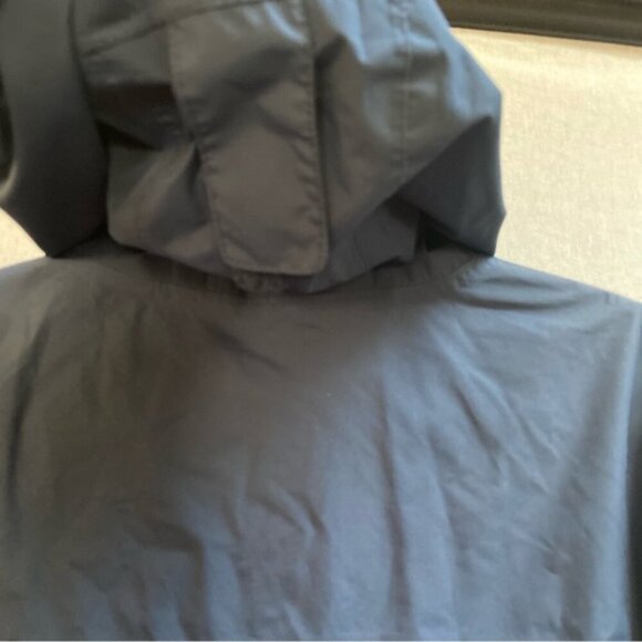 Mckinley Aquamax hooded rain wind zip up lightweight jacket Sz XL - Picture 5 of 9